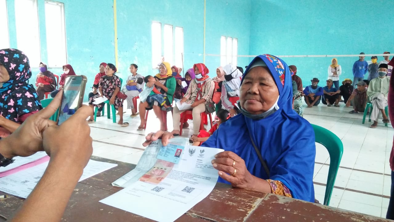 Kembali, Sebanyak 48 KPM Warga Desa Sidang Way Puji Menerima Bantuan Sosial Tunai Tahap Ke IV dan V